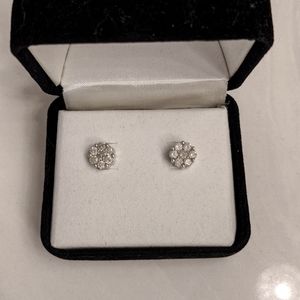 Diamond Cluster Stud Earrings (1 ct. t.w.) in Sterling Silver
